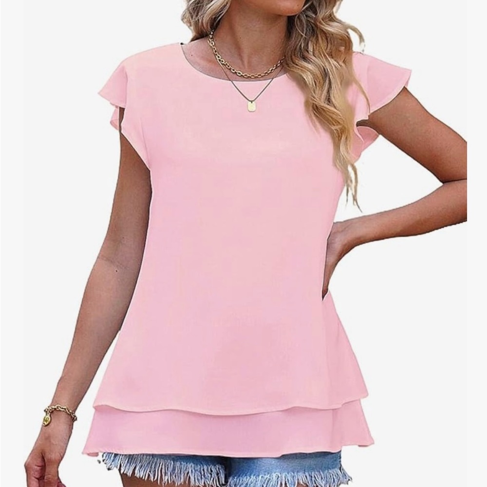 Brand new top in pretty pink